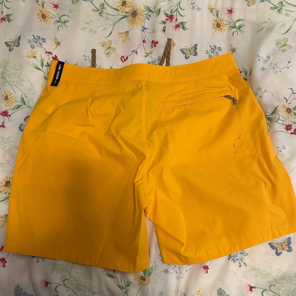 The North Face Men's Classic Boardshorts | 36W | Summit Gold | NWT - Picture 6 of 8